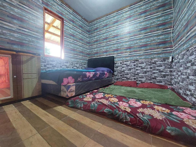 Bedroom 12