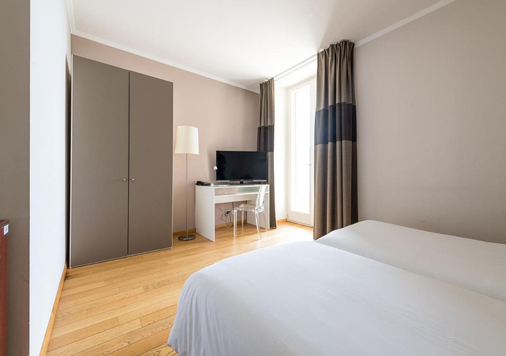 Bedroom 6