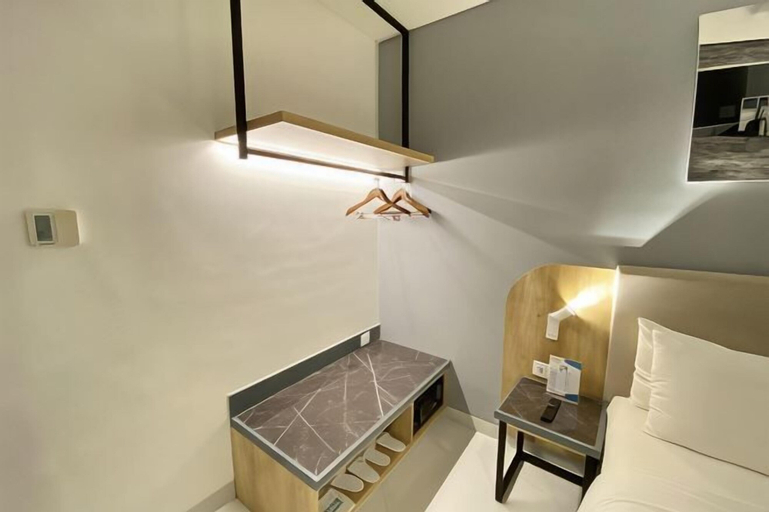 Bedroom 12