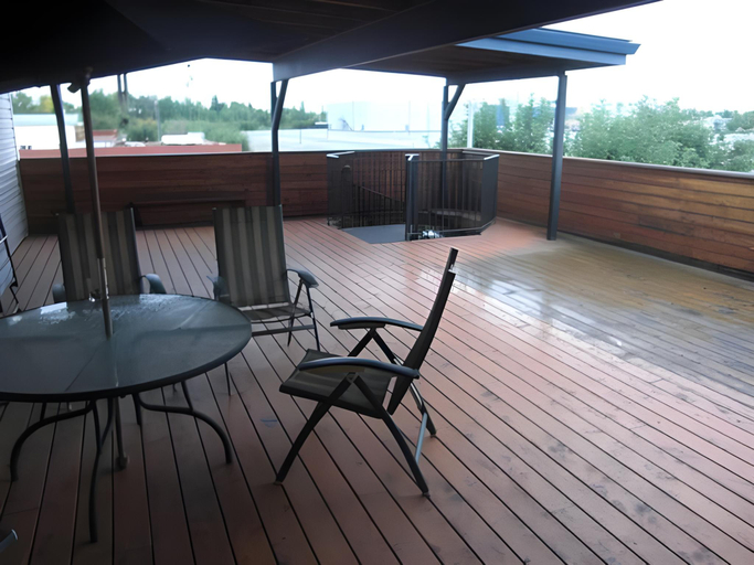 Others 1, Borealis Inn, Fairbanks North Star