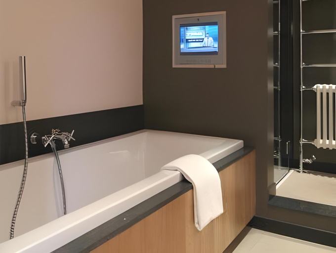Bathroom 5, La Butte aux Bois a Small Luxury Hotel of the World, Limburg