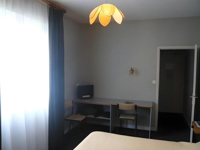 Bedroom 3, Hotel Restaurant La Grenouillere, Ille-et-Vilaine