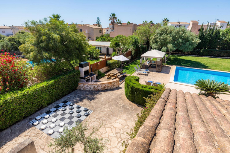 Others 5, Villa Rico, Baleares