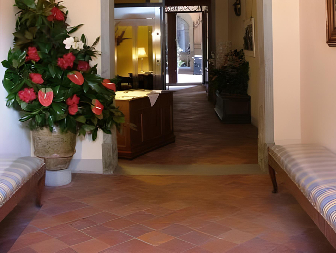 Public Area 2, Palazzo Torriani, Florence