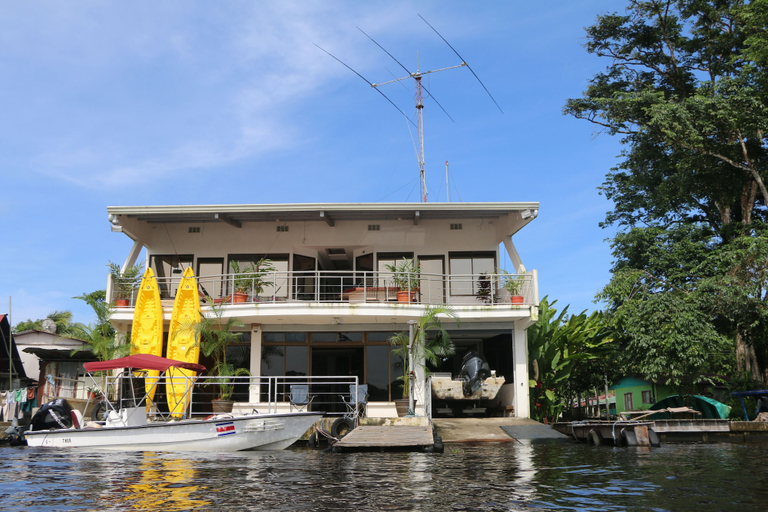 Exterior & Views 2, Tortuguero Adventures GuestHouse, Pococí