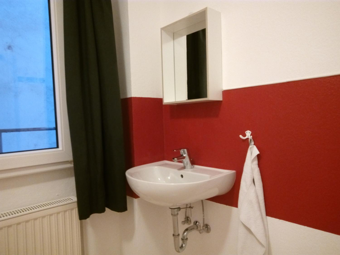 Bathroom 3