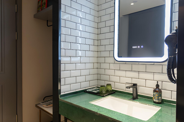 Bathroom 3, Premier City Comfort Hotel Haozhou Wanda Plaza, Bozhou