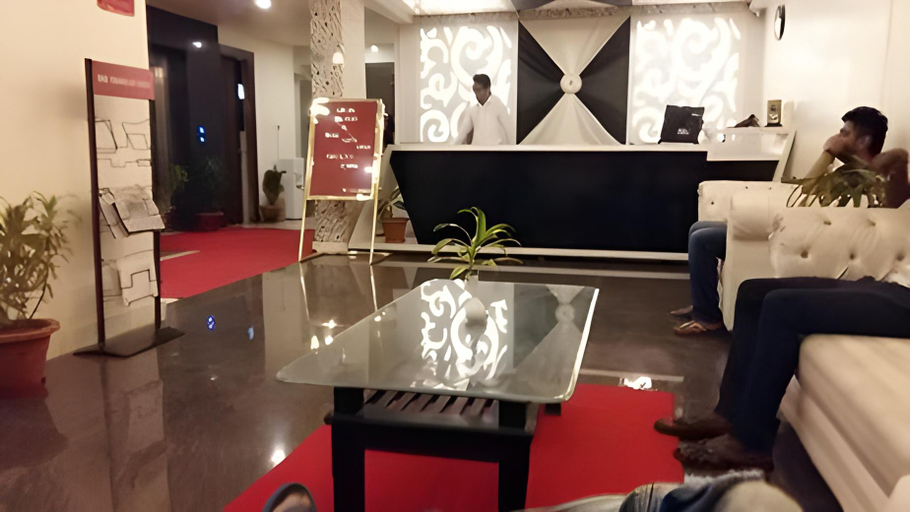 Others 5, The Grand Orion, Lucknow