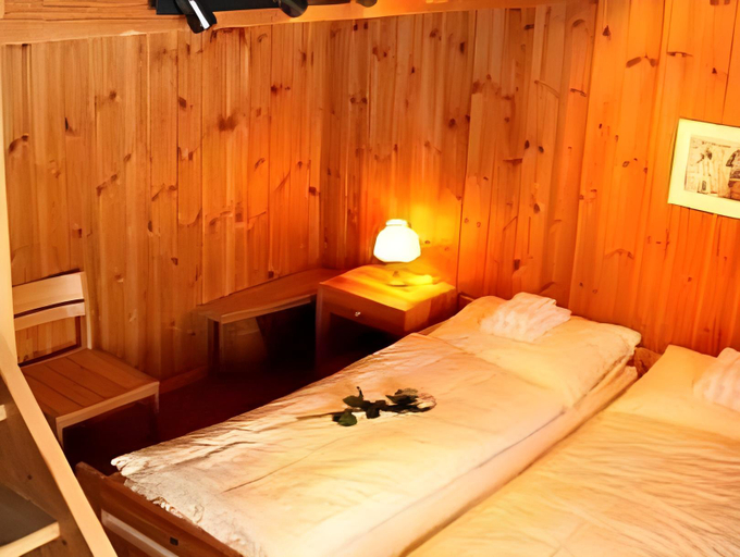 Others 4, Berghaus Nagens, Surselva