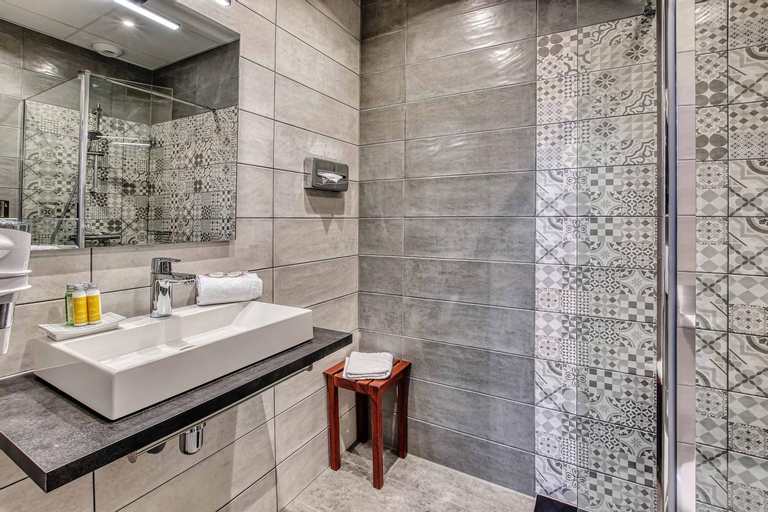 Bathroom 3