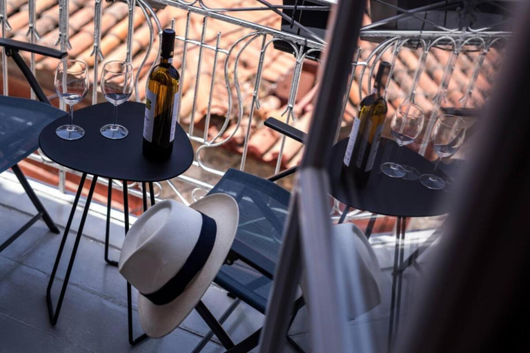 Food & Drinks 4, NESEA Boutique Apartments, Attica