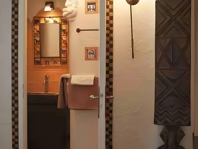 Bathroom 3, Hotel L'Astrolabe, Pyrénées-Atlantiques