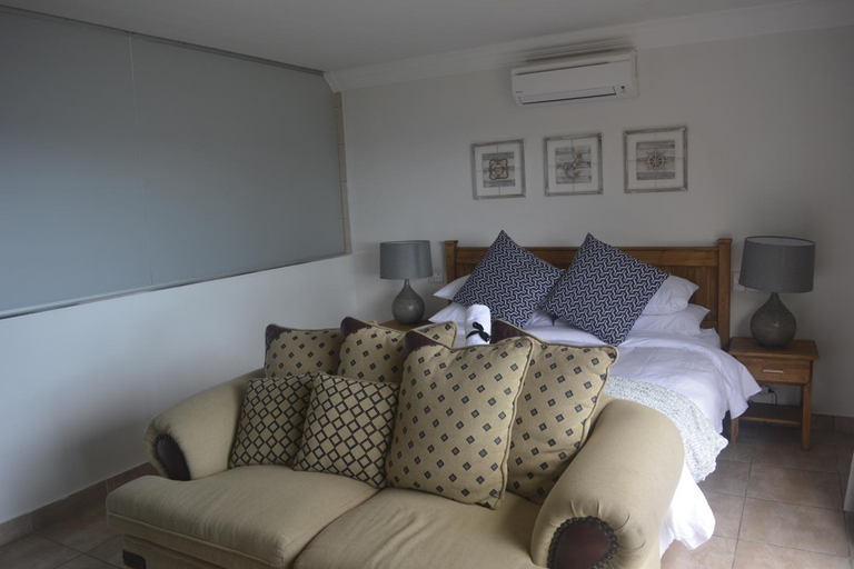 Bedroom 3, Beach Retreat Guesthouse, eThekwini