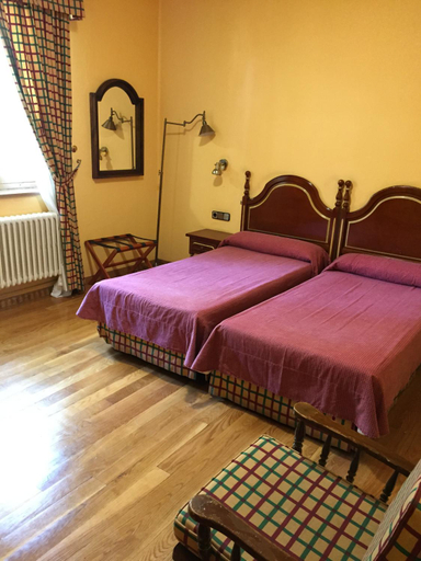 Bedroom 3, Xabier, Navarra