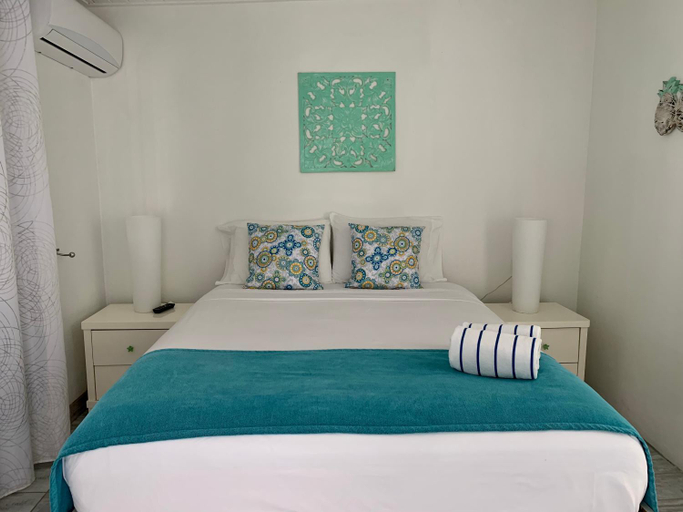 Others 4, Tu Casita en Aruba