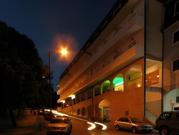 Exterior & Views 1, Petrus Hotel, Chaves
