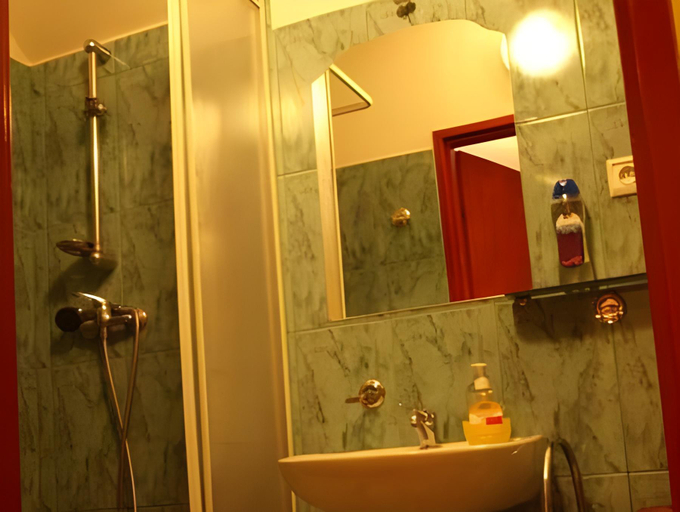 Bathroom 3, Hotel Willa Park, Żagań