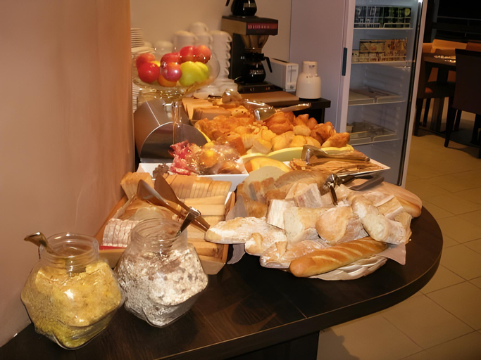 Food & Drinks 4, Hotel Alicia Auray Le Bono, Morbihan