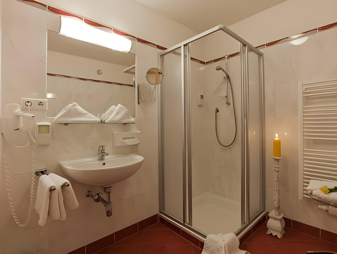 Bathroom, Posthotel Strengen am Arlberg, Landeck