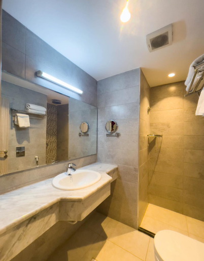 Bathroom 2, Dweik Hotel 2, Aqaba