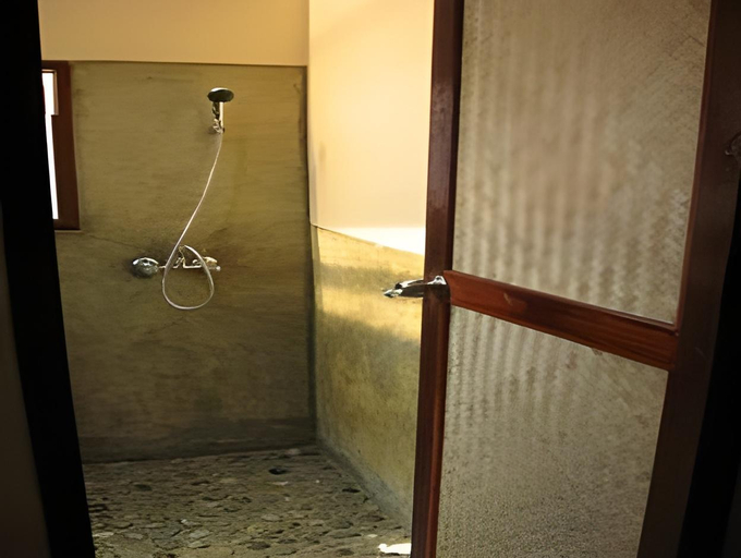 Bathroom 2, Ban Suan Resort, Mae Sai