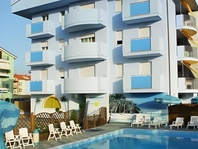 Others 4, Residence Blumarine, Teramo