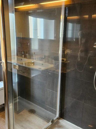 Bathroom 3, Zajazd Karczma Zagloba, Świdnica