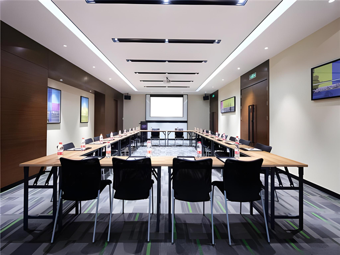 Business Facilities 23