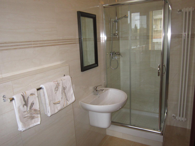 Bathroom 2, B&B Casa Murgiana, Bari