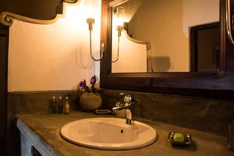 Bathroom, Villa Kubura, Ambalangoda