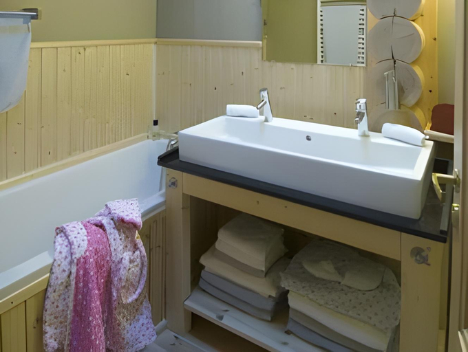 Bathroom 3, Chalet Ana & SPA, Pyrénées-Orientales