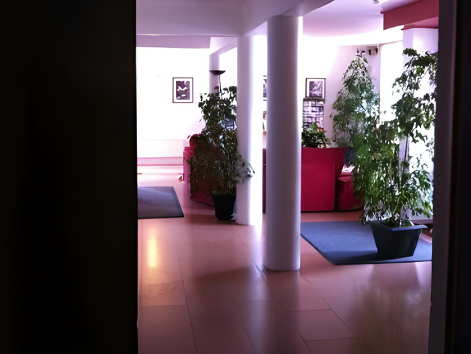 Others 3, Hotel - Restaurant Atlantide, Landes