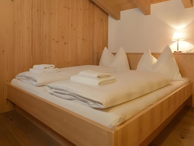 Bedroom, St. Florian, Zell am See