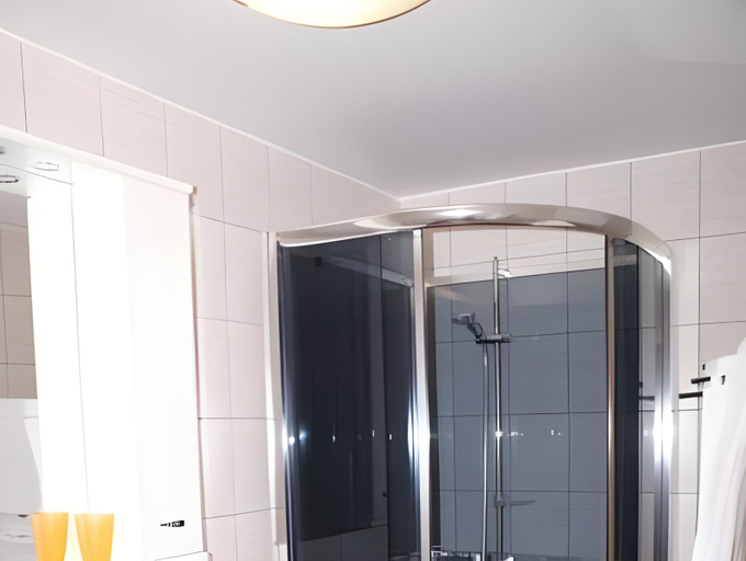 Bathroom 4, Hotel Rus, Irkutskiy rayon