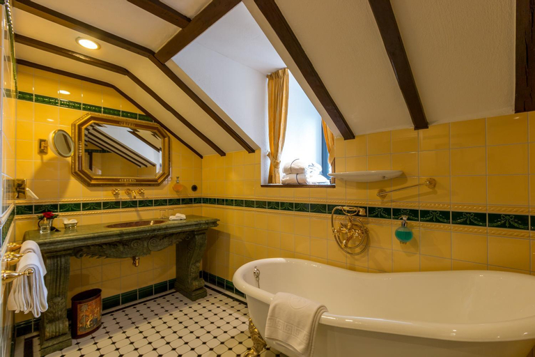 Bathroom 6