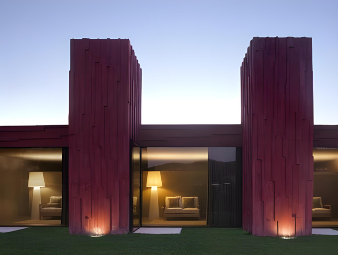 Exterior & Views
