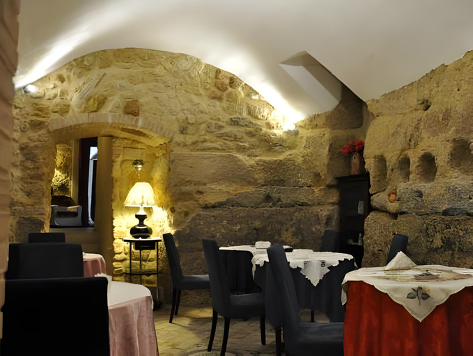 Food & Drinks 4, Proserpina, Enna