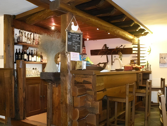 Others 5, Hotel Bellevue, Aosta