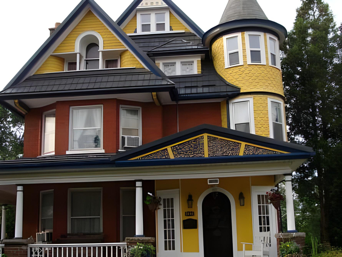 Others 4, A Moment in Time Bed and Breakfast, Niagara