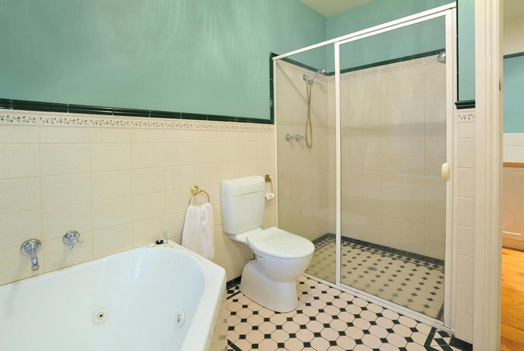 Bathroom 3, Belgrave Bed And Breakfast, Yarra Ranges - Dandenongs