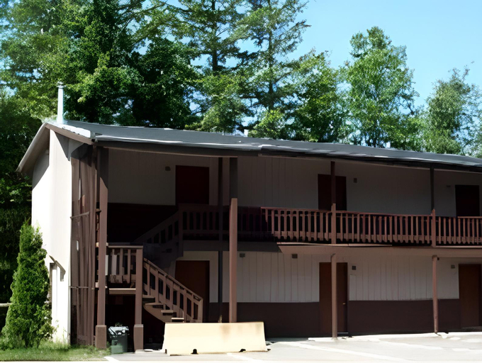 Others 5, Copper River Motel, Kitimat-Stikine