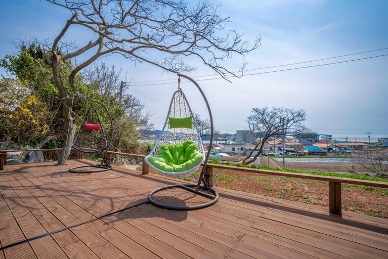 3, Taean Aura Pension, Taean