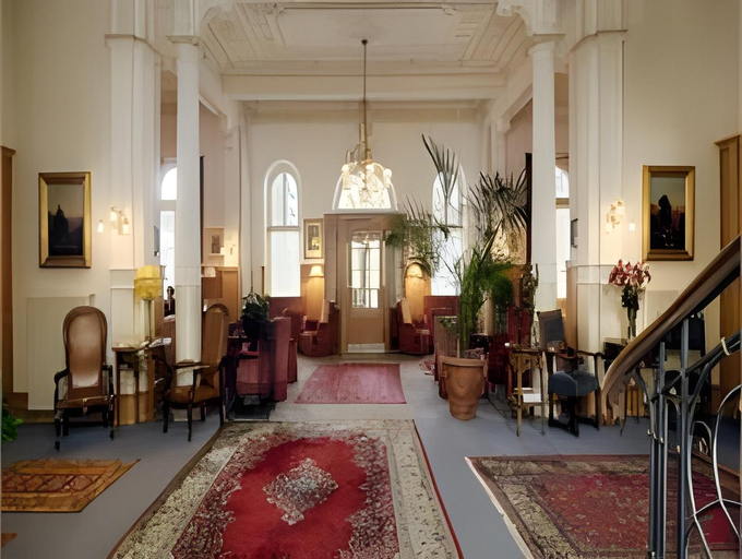 Public Area 2, Romantik Schweizerhof, Imboden