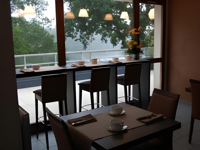 Food & Drinks 2, Hotel Alicia Auray Le Bono, Morbihan
