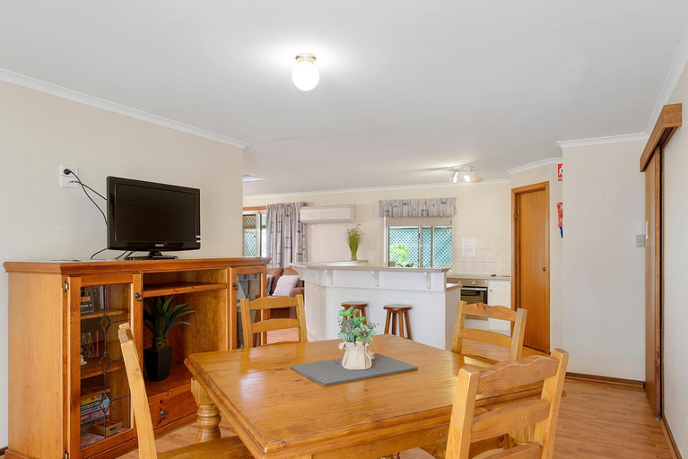 Others 2, Moonta Bay Accommodation, Copper Coast