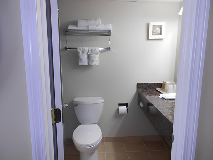 Bathroom 2, Cape Shore Inn, Barnstable