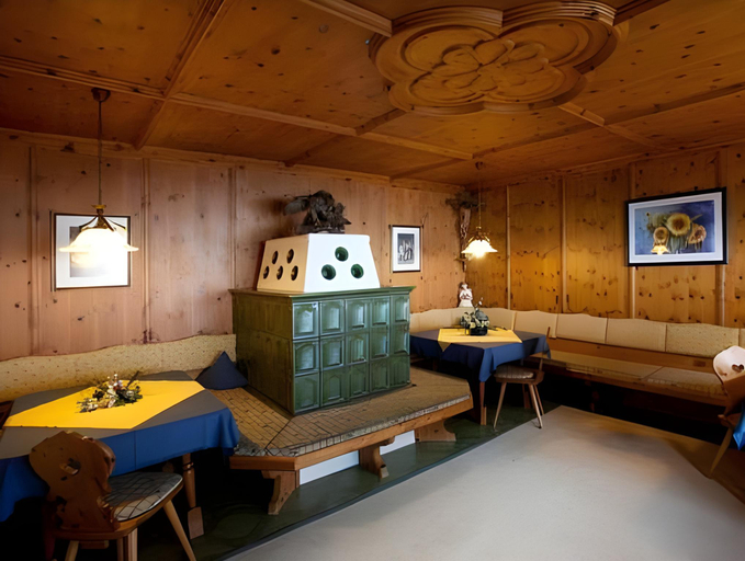 Food & Drinks 2, Gastehaus Emil, Imst