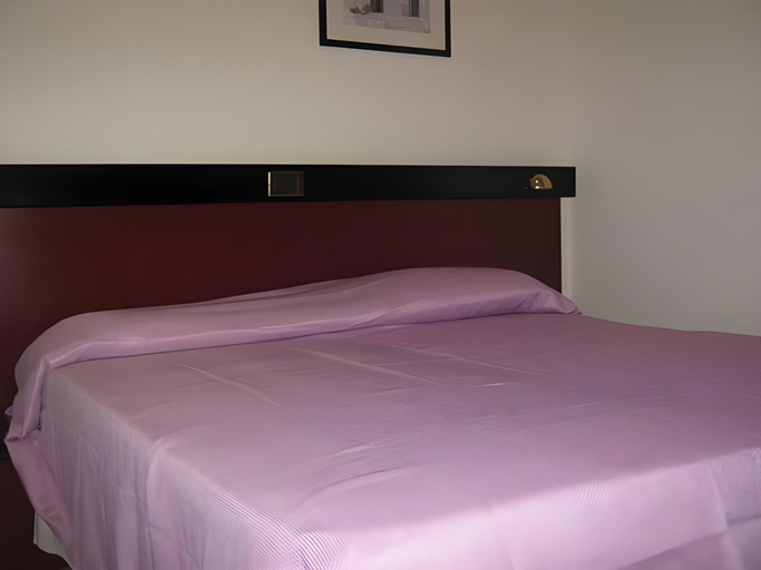 Bedroom 2, Hotel la Torricella, Grosseto