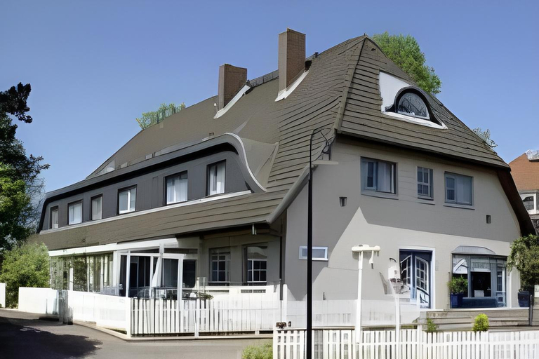 Exterior & Views 2, Hotel Petersen‘s Landhaus Scharbeutz, Ostholstein