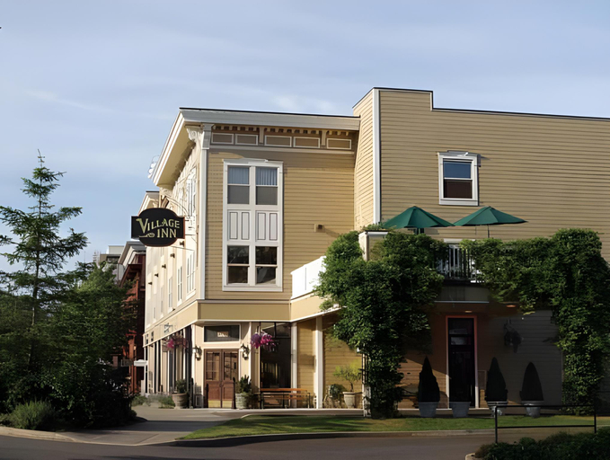 Exterior & Views 1, Fairhaven Village Inn, Whatcom